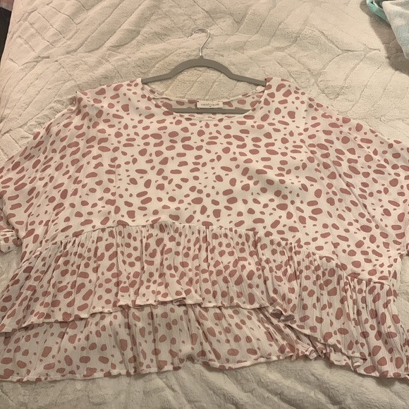 Vestique pink spotted peplum style top - Picture 2 of 5